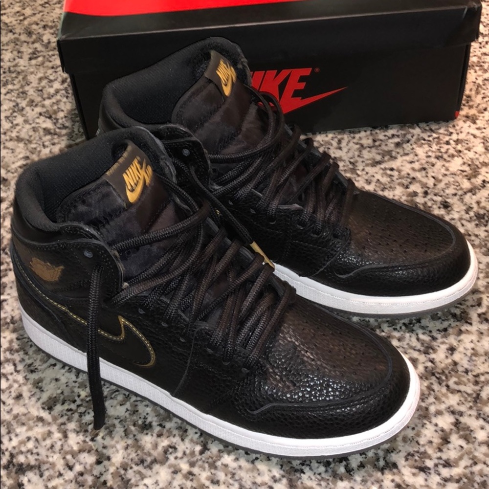 Jordan 1 Retro (City of Flight)